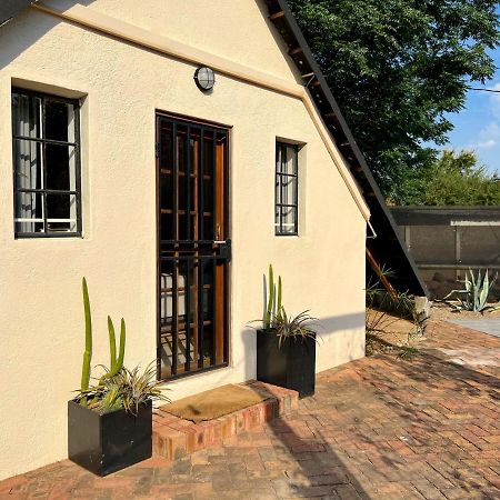 Cosy City Cottage 가보로네 외부 사진